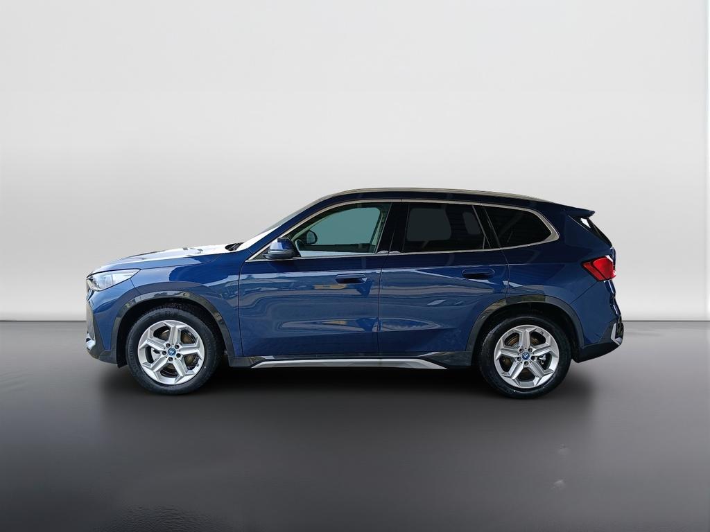 BMW iX1 edrive 20 X-Line