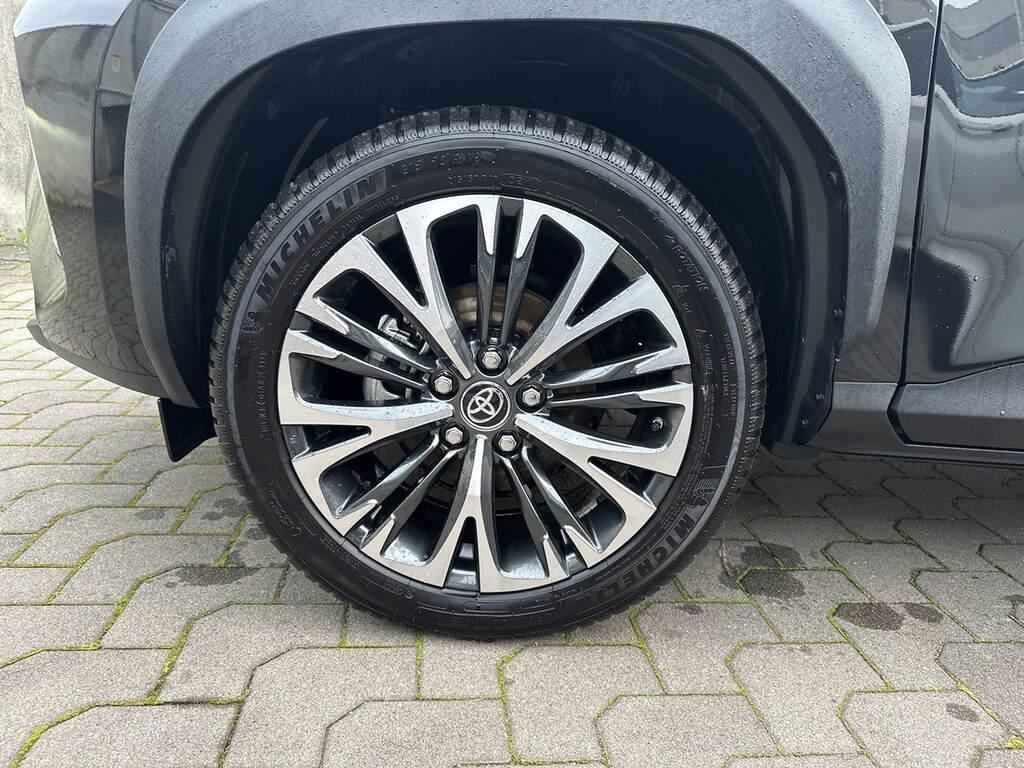 Toyota Yaris Cross 1.5h Lounge fwd 116cv e-cvt
