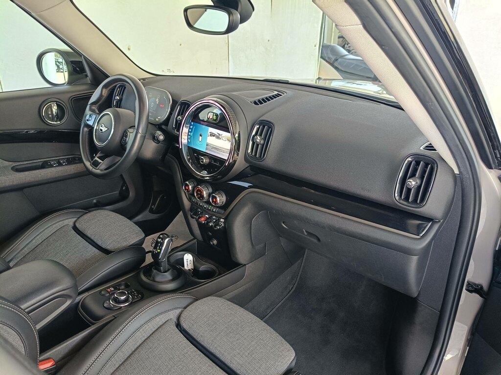 Mini Cooper SD Countryman 2.0 TwinPower Turbo Cooper SD Business Steptronic