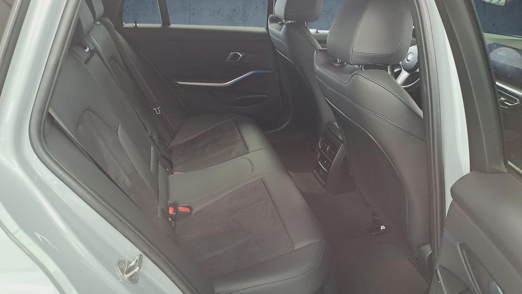 BMW Serie 3 320d Touring mhev 48V Msport xdrive auto