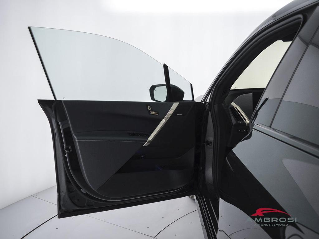 BMW iX xdrive50 pacchetto sportivo