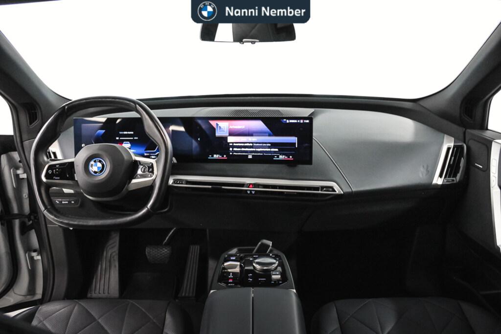 BMW iX xdrive40 pacchetto sportivo