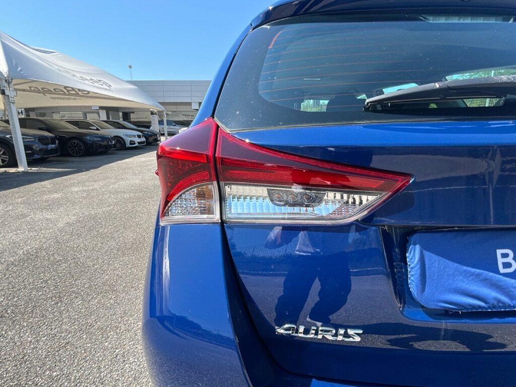 Toyota Auris Touring Sports 1.8 hybrid Cool cvt my17