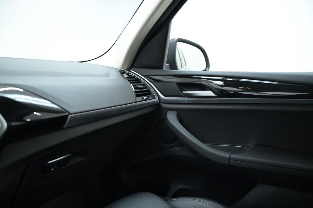BMW X3 xdrive20d mhev 48V auto