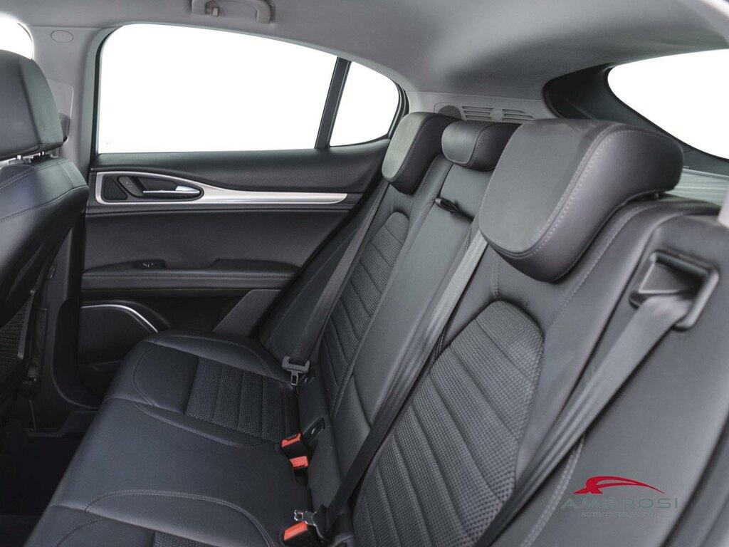 Alfa Romeo Stelvio 2.2 t Sprint Q4 190cv auto