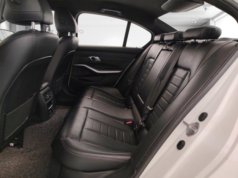 BMW Serie 3 330e Luxury auto