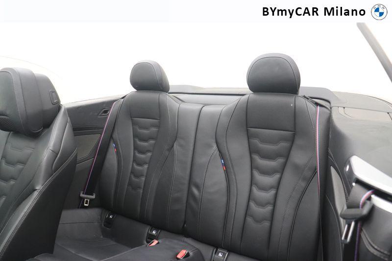 BMW Serie 8 840d Cabrio mhev 48V xdrive auto