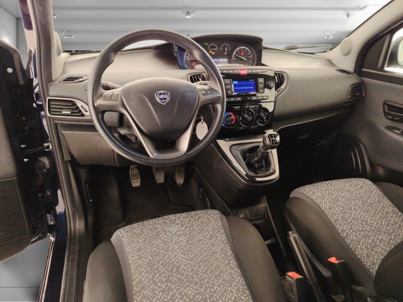 Lancia Ypsilon 0.9 t.air Elefantino Blu ecochic metano 70cv my19