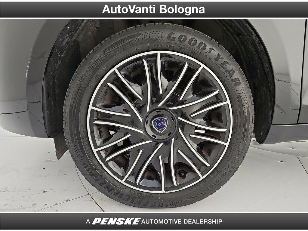 Lancia Ypsilon 1.2 Silver ecochic Gpl 69cv