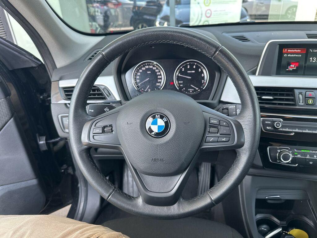 BMW X1 sdrive18i Advantage 136cv