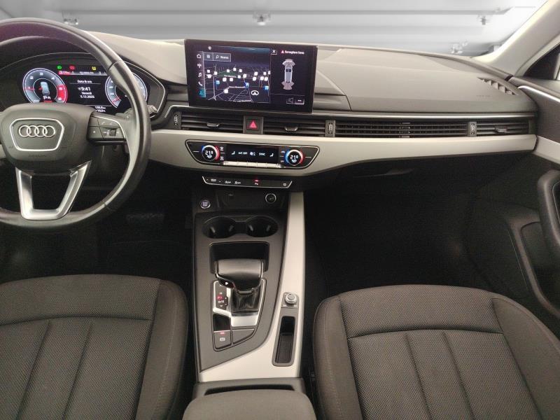 Audi A4 Avant 30 2.0 tdi mhev Business Advanced 136cv s-tronic