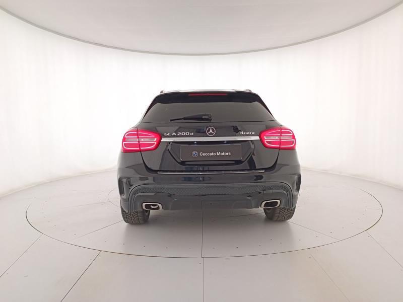 Mercedes GLA 200 d (cdi) Premium 4matic auto