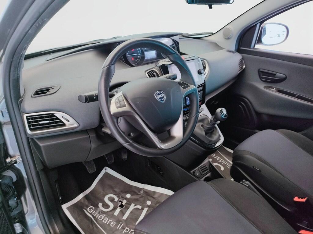 Lancia Ypsilon 1.0 hybrid Gold s&s 70cv