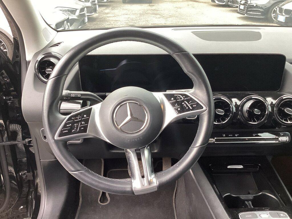 Mercedes GLA 180 d Progressive Advanced auto