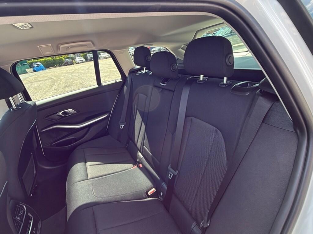 BMW Serie 3 320d Touring mhev 48V xdrive auto