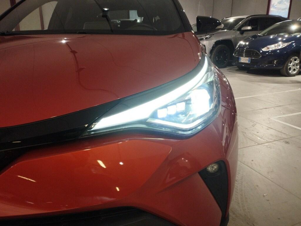 Toyota C-HR 2.0h Premiere e-cvt