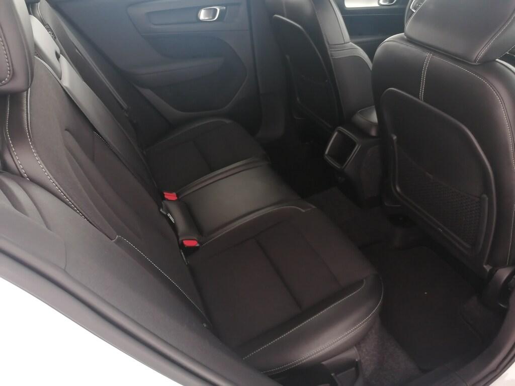 Volvo XC40 2.0 D4 Momentum awd geartronic my20