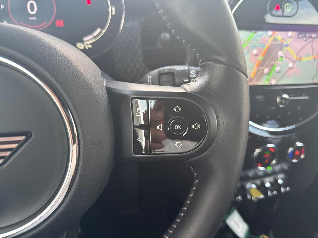 Mini Cooper SE 3p Yours auto