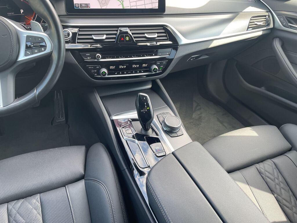BMW Serie 5 520d Touring mhev 48V xdrive Msport auto