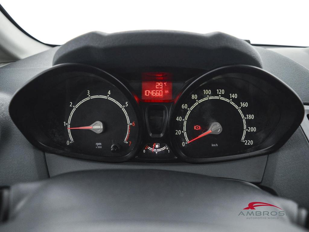 Ford Fiesta 1.2 16v + c/esp 82cv 3p E5