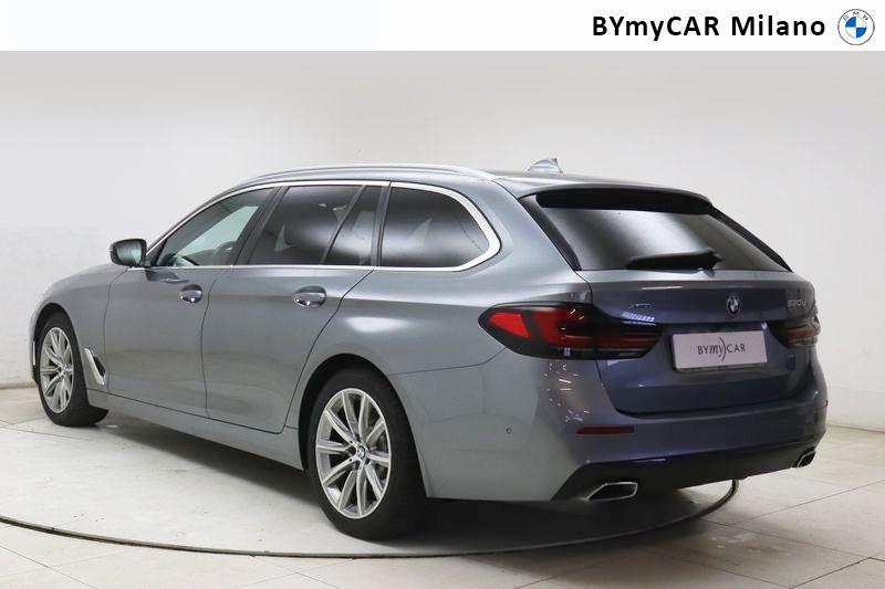 BMW Serie 5 520d Touring mhev 48V xdrive Luxury auto