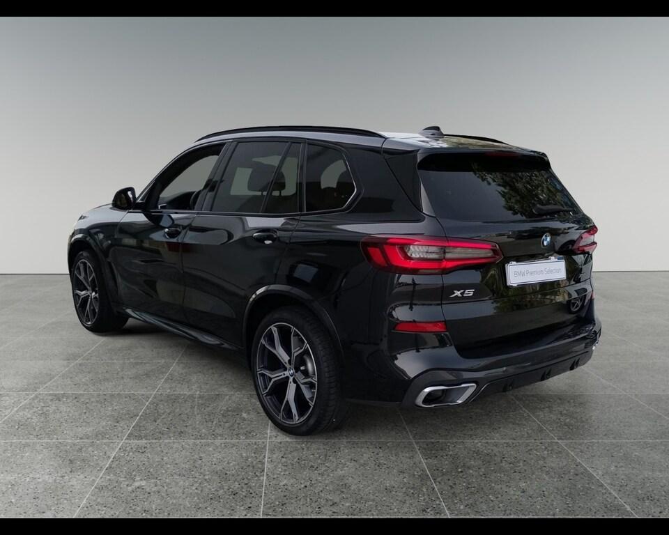 BMW X5 xdrive40d mhev 48V Msport auto