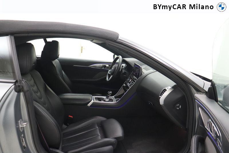 BMW Serie 8 840d Cabrio mhev 48V xdrive auto