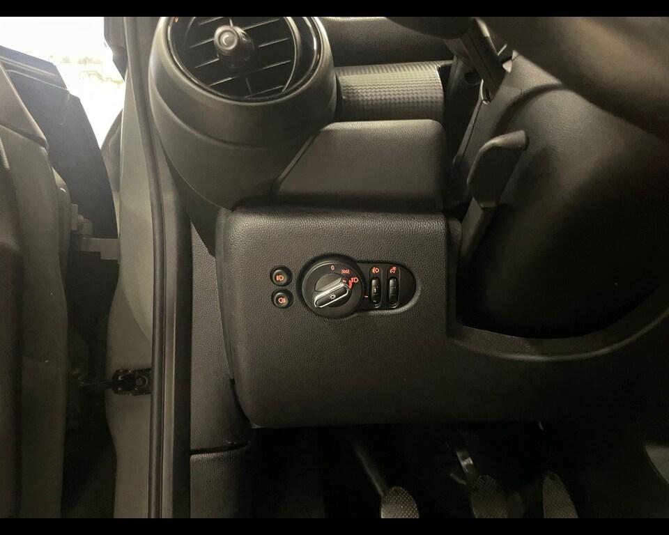 Mini Cooper D 1.5 D Cooper D Boost