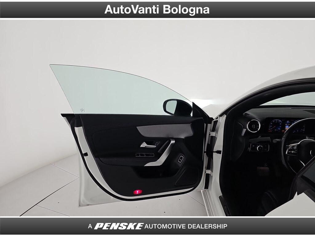 Mercedes CLA Shooting Brake 180 d Night edition auto