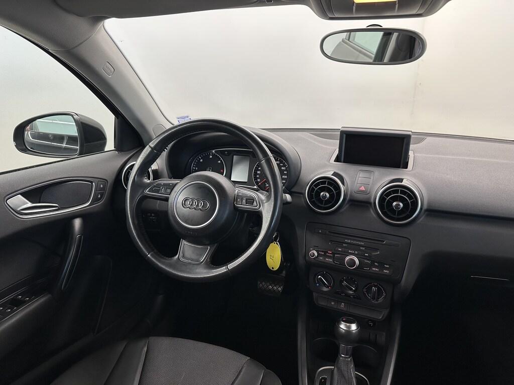 Audi A1 Sportback 1.6 tdi Ambition s-tronic