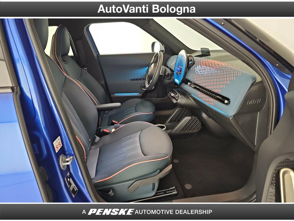 Mini Mini Aceman E Favoured