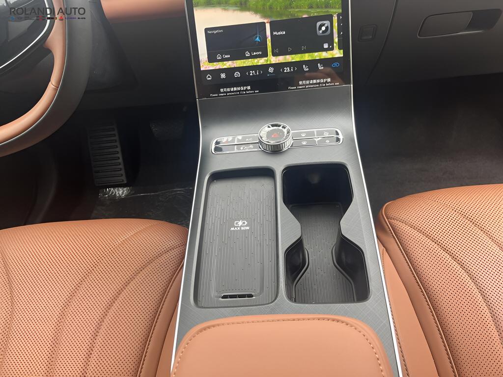 Lepas L8 1.5 tgdi phev Elegance