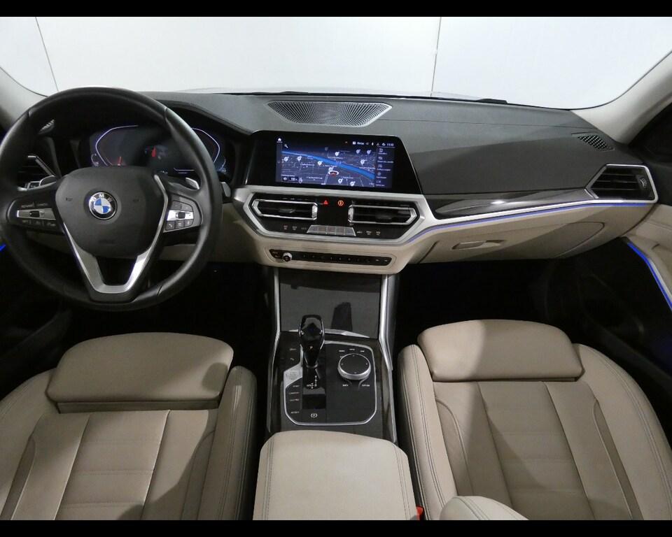 BMW Serie 3 320d Touring mhev 48V Luxury auto