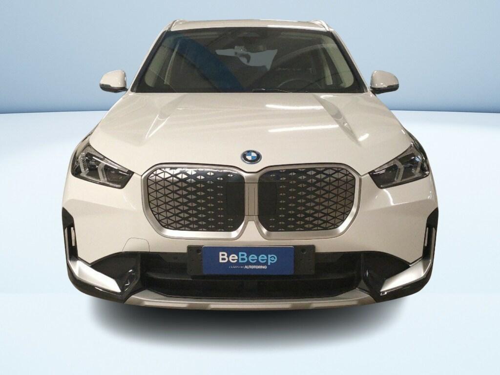 BMW iX1 edrive 20 X-Line
