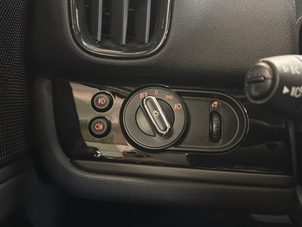 Mini Cooper SE Countryman Mini Countryman 1.5 Cooper SE Business all4 auto