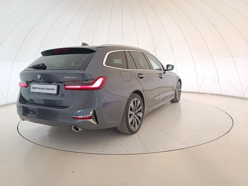 BMW Serie 3 320d Touring mhev 48V Luxury auto