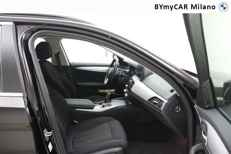 BMW Serie 5 520d Touring mhev 48V Business auto