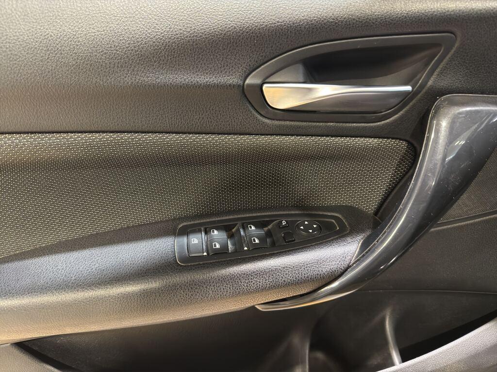 BMW Serie 1 116d 5p auto