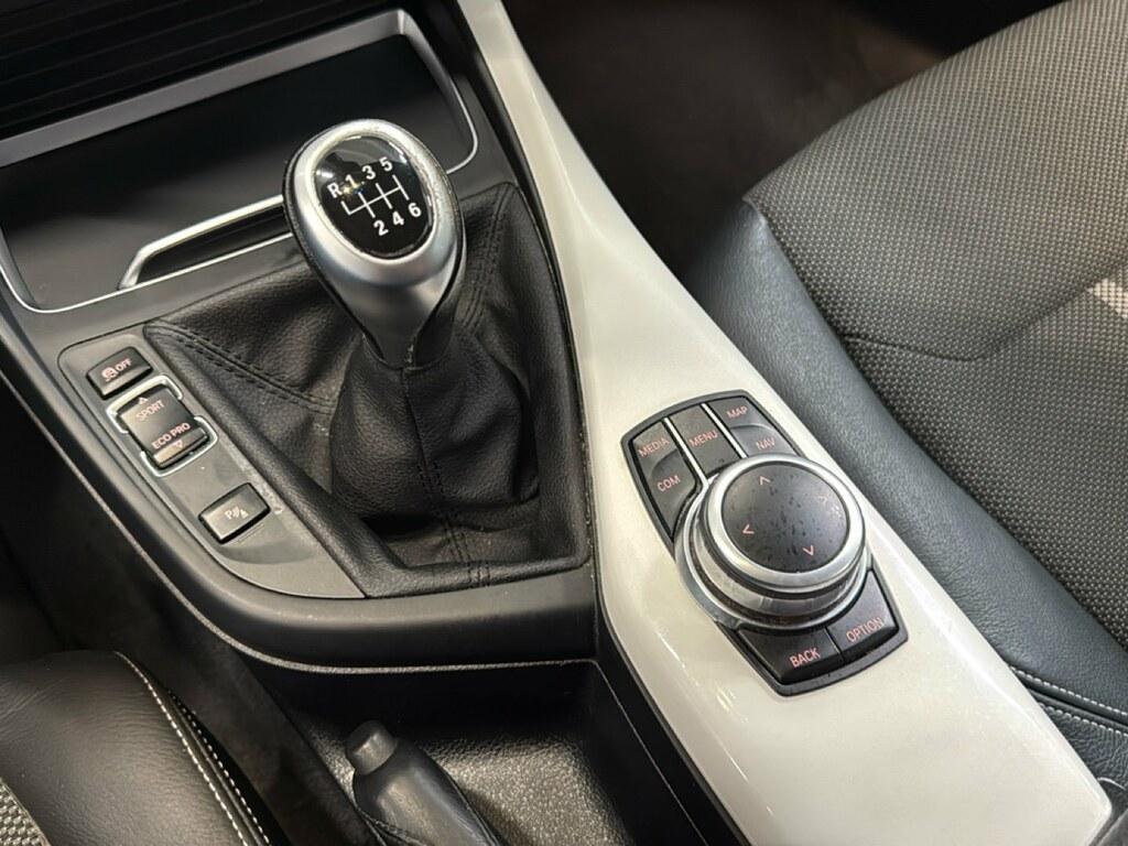 BMW Serie 1 116d Urban 5p