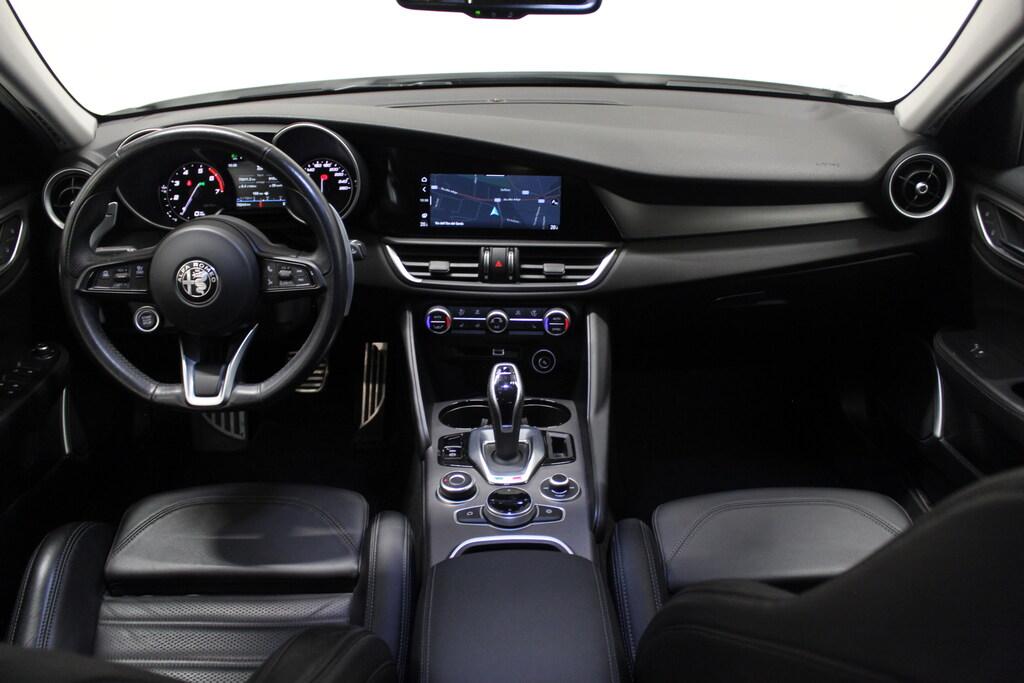 Alfa Romeo Giulia 2.0 t Sport Tech 200cv auto