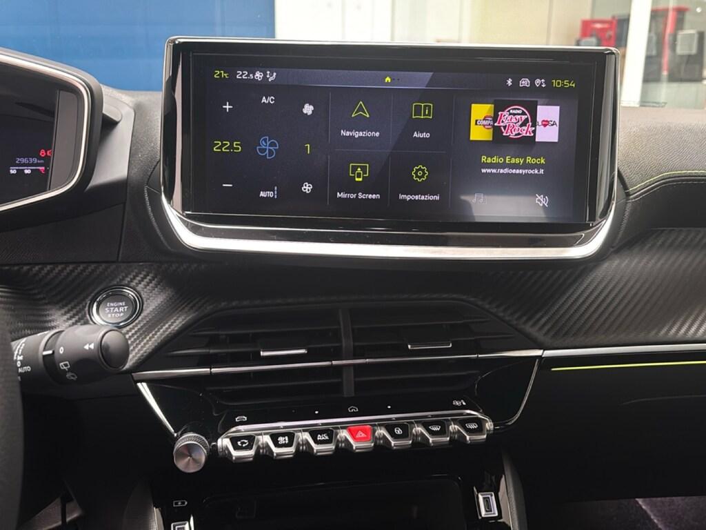 Peugeot 208 1.2 hybrid GT 136cv e-dcs 6
