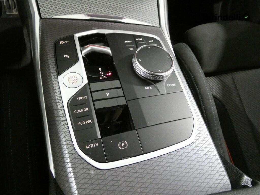 BMW Serie 3 318d Touring mhev 48V Msport auto