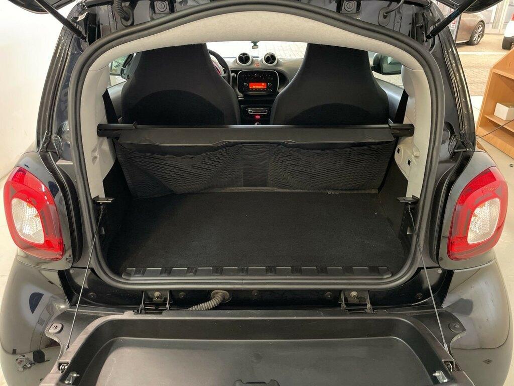 Smart fortwo eq Pure 22kW