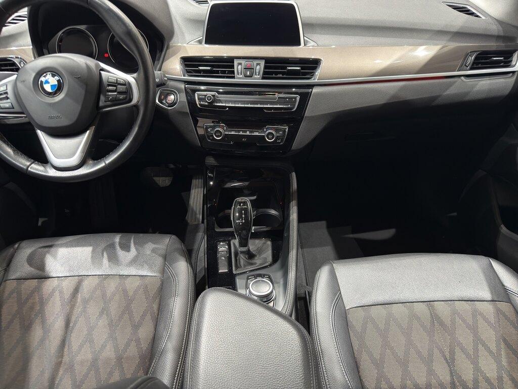BMW X1 sdrive18d xLine auto my18