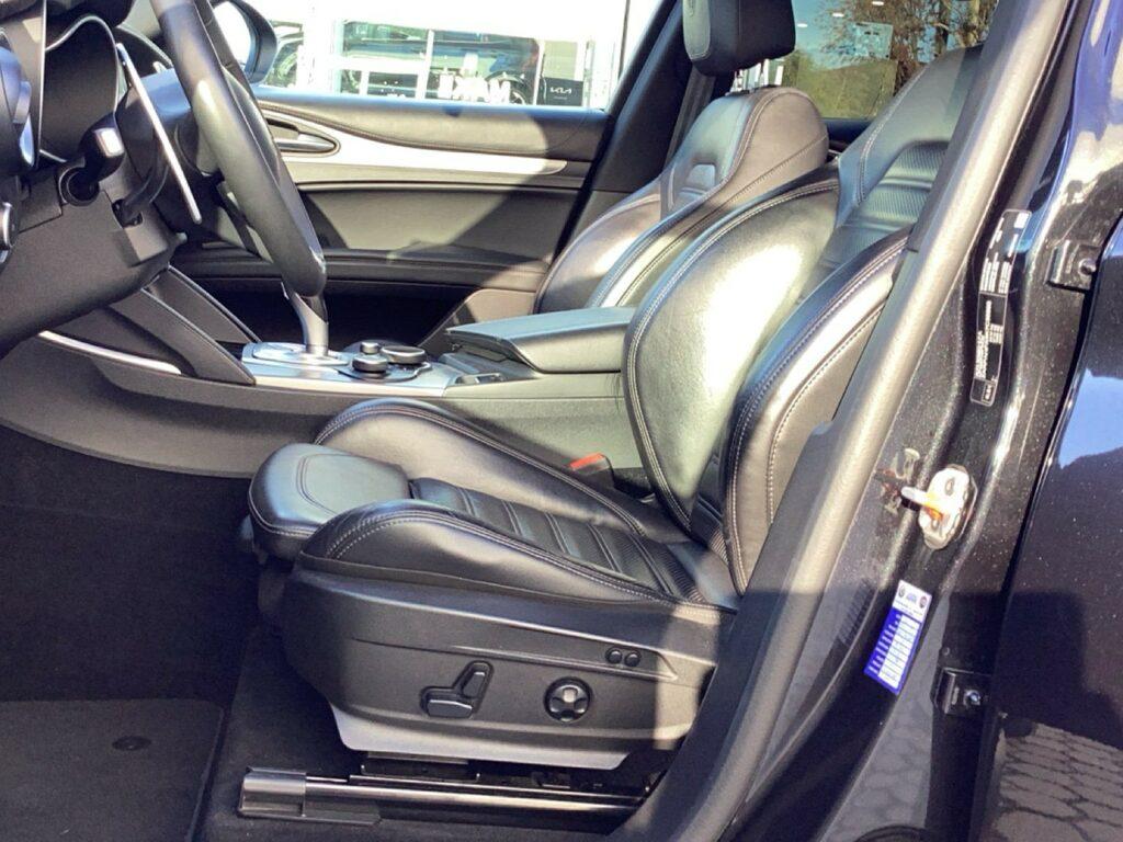 Alfa Romeo Stelvio 2.2 t Executive Q4 210cv auto my19