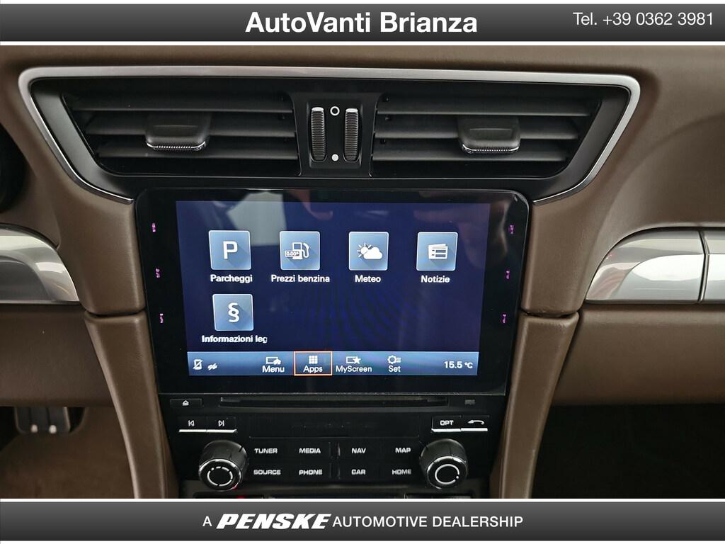 Porsche 911 Coupe 3.0 Carrera 4 auto