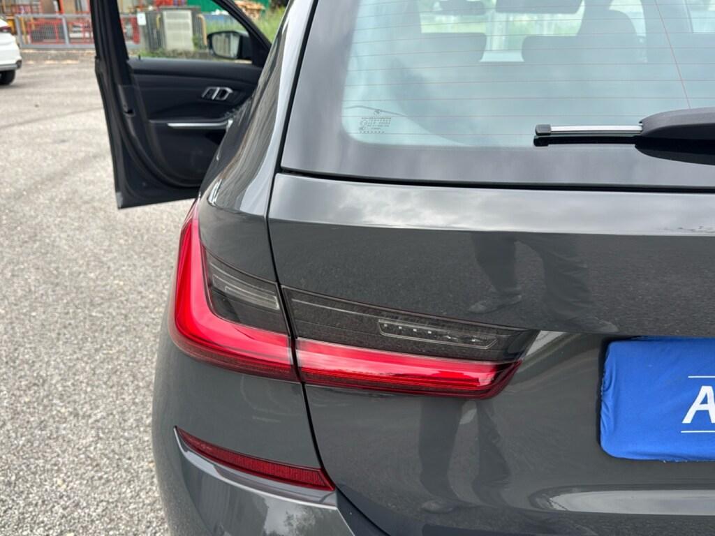 BMW Serie 3 320d Touring mhev 48V Msport auto