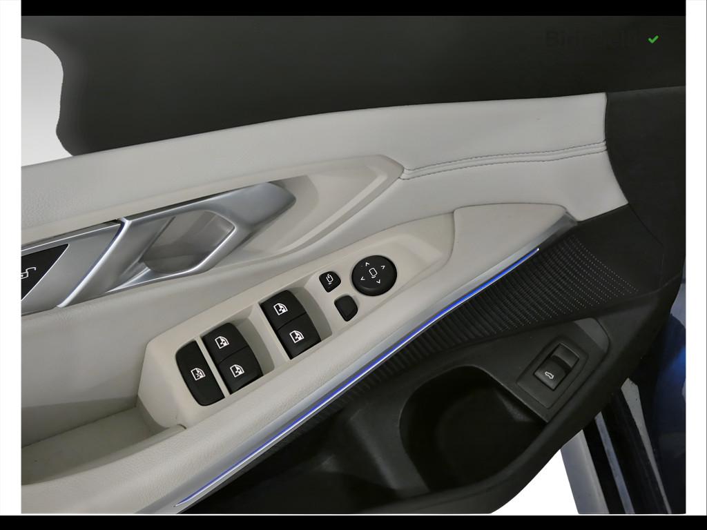 BMW Serie 3 320d Touring mhev 48V Luxury auto
