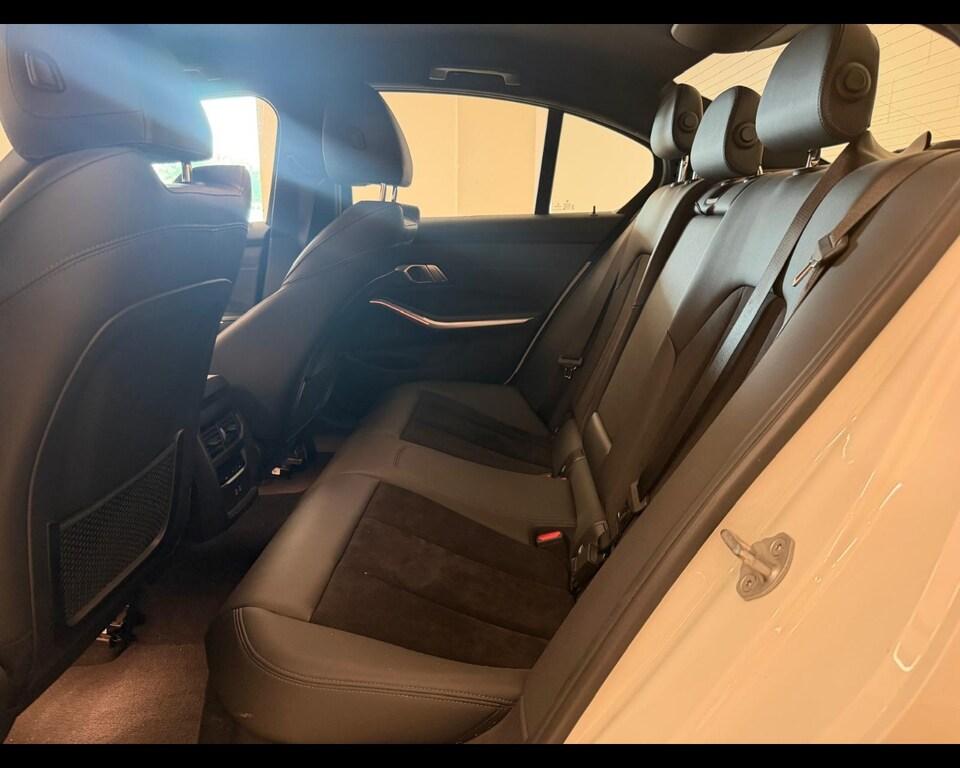BMW Serie 3 318d mhev 48V Msport auto