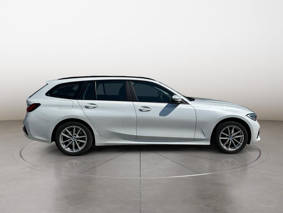 BMW Serie 3 316d Touring mhev 48V Luxury auto